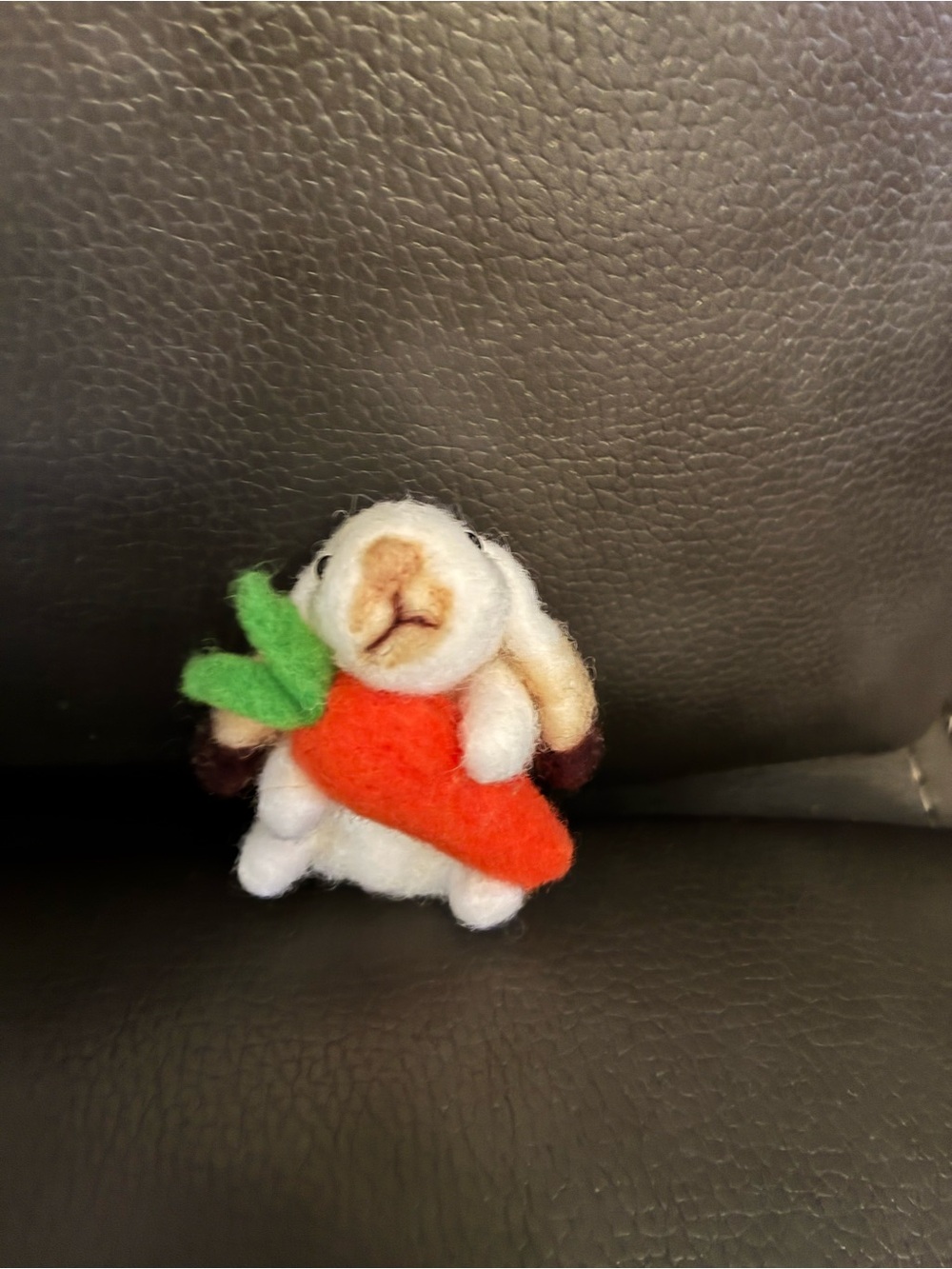 Handcrafted Needle-Felted Lop-Eared Bunny Figurine Holding A Carrot 3” Tall